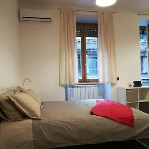 Apartamento Metro Furio Camillo Itália